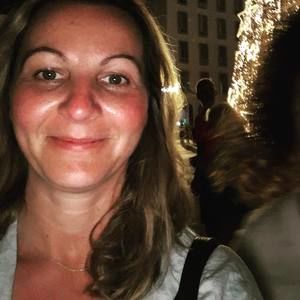 Meet your Posher, Caitlin